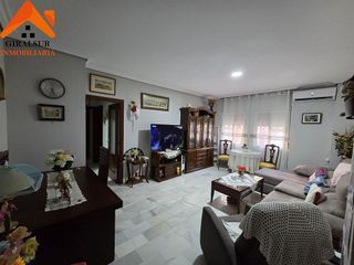 Piso en venta en Colores - Entreparques en Sevilla