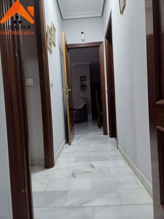 Piso en venta en Colores - Entreparques en Sevilla