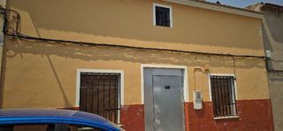 Casa en venta en Caudete