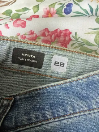 Pantalón Volcom Azul.
