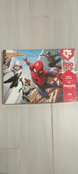 Puzzle Spiderman 100 piezas 5+