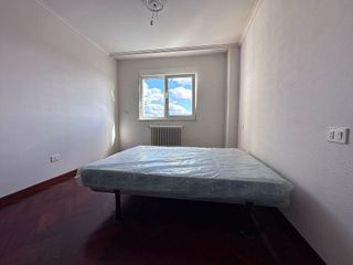 Piso en venta en Residencia - Abella en Lugo