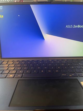 Portátil gama alta Asus Zenbook 14 UX434FAC Azul