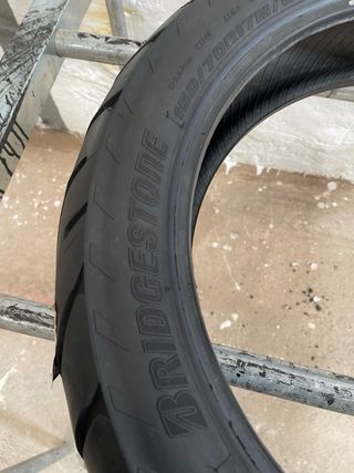 1x 150/70 R17 69V Bridgestone Batlax Adventure a41