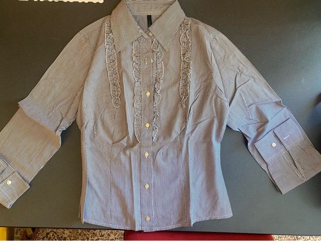 Camicia Benetton righe bianche e nere con rouches