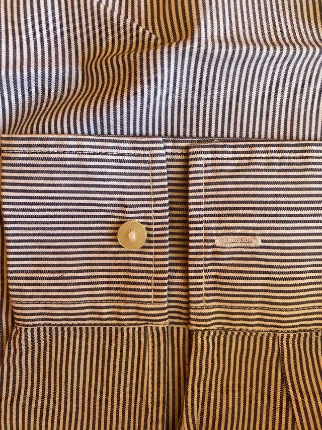 Camicia Benetton righe bianche e nere con rouches