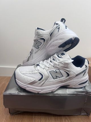 Zapatillas New Balance 36 Plata/Blanco
