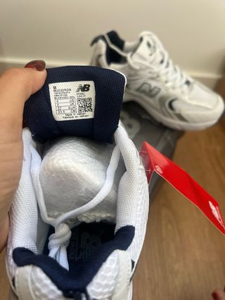 Zapatillas New Balance 36 Plata/Blanco