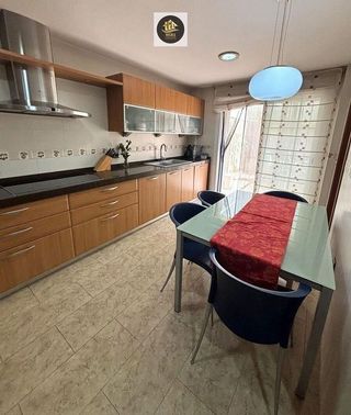 Casa adosada en venta en Renfe - Bulevar 1º y 2º Fase en Jaén