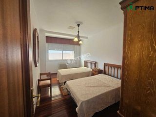 Piso en venta en Noia