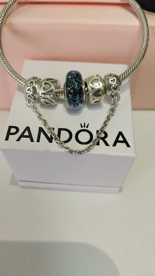 Lote charms Pandora.