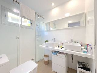 Piso en venta en El Faro de Calaburra - Chaparral en Mijas