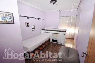 Piso en venta en Zona Piscinas en Burriana