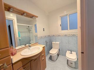 Casa pareada en venta en Centre en Rubí