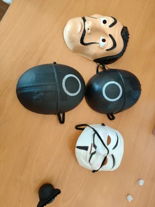 Lote   4 máscaras Disfraz no negociable Halloween