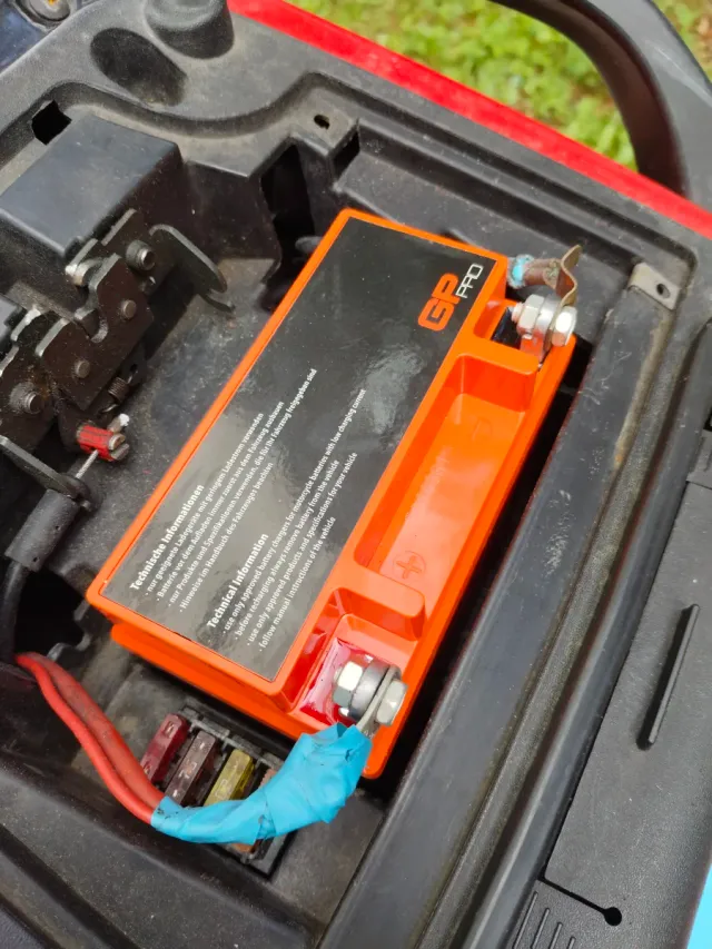 Gilera Runner 125 4T Roja