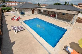 Chalet en venta en Centro en Alhaurín de la Torre