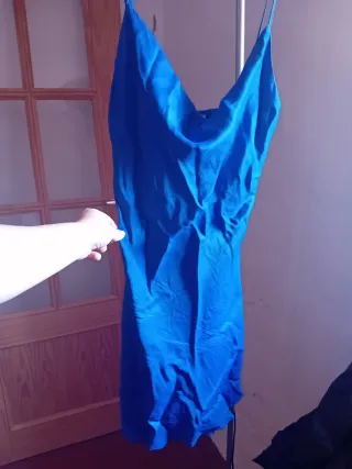 Vestido azul de tirantes