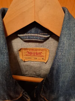 Cazadora Levi's Talla XL. Pero es casi una L.