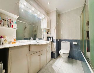 Piso en venta en Las Arenas Centro en Getxo