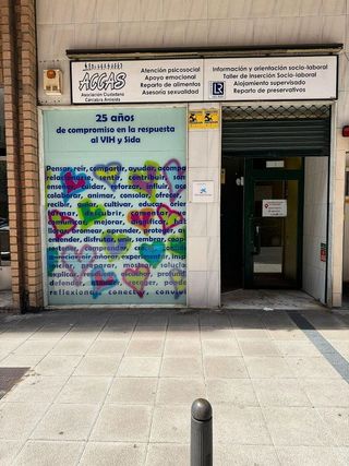 Local comercial en venta en Castilla - Hermida en Santander