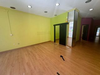 Local comercial en venta en Castilla - Hermida en Santander