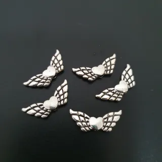 Abalorios Corazón con Alas Plata