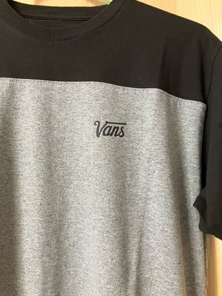 Camiseta Vans bicolor
