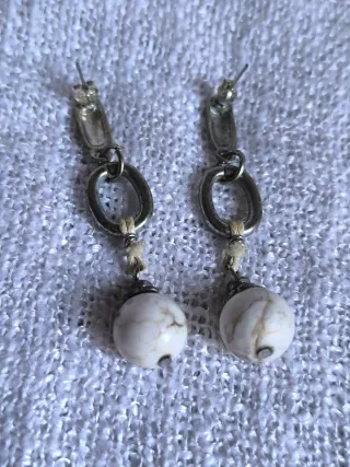 Pendientes Vintage Artesanales con Turquesa Blanca