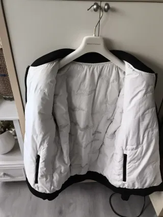 Chaqueta acolchada negra hombre