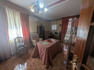 Casa adosada en venta en Alcaudete