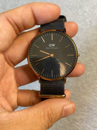 Reloj Daniel Wellington Negro Correa NATO