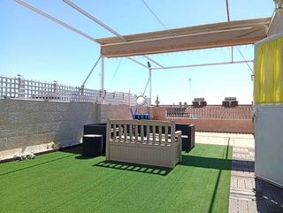 Casa en venta en La Paz en Alcalá de Guadaira