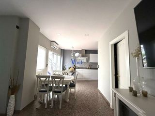 Casa en venta en La Paz en Alcalá de Guadaira