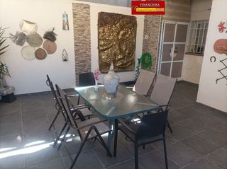 Casa en venta en Nueva Alcalá en Alcalá de Guadaira