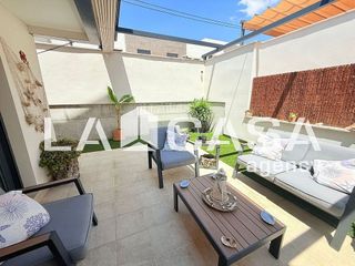 Chalet en venta en Montequinto en Dos Hermanas