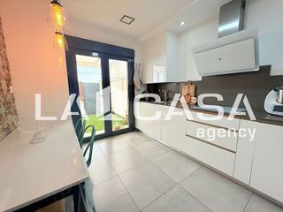 Chalet en venta en Montequinto en Dos Hermanas