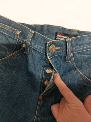 Levi's Engineered Jeans. W28.