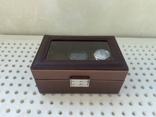 Caja para 3 relojes, marrón tapa de cristal