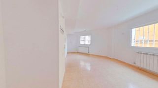 Piso en venta en Oliver en Zaragoza
