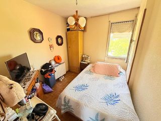 Piso en venta en Apóstol Santiago en Madrid