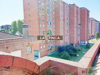 Piso en venta en Perchera en Gijón