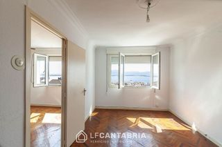 Piso en venta en Puerto Chico en Santander