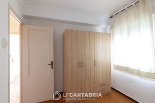 Piso en venta en Puerto Chico en Santander