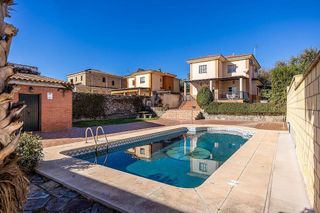 Chalet en venta en Almensilla