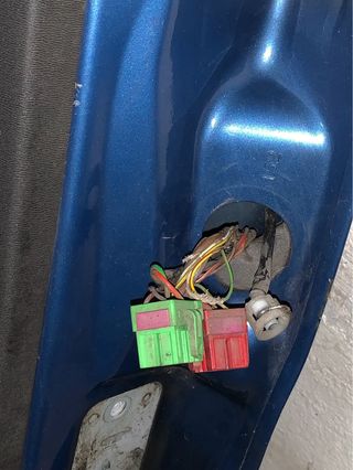 Puerta trasera izquierda AUDI A3 8L