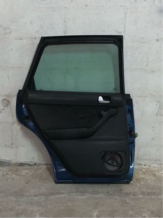 Puerta trasera izquierda AUDI A3 8L