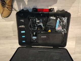 Gopro Hero 10 completa di accessori come in foto 