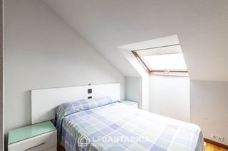 Dúplex en venta en Alisal - Cazoña - San Román en Santander
