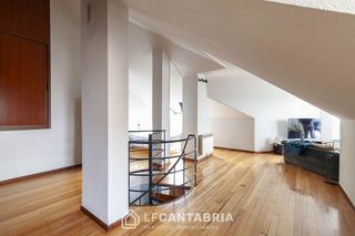 Dúplex en venta en Alisal - Cazoña - San Román en Santander